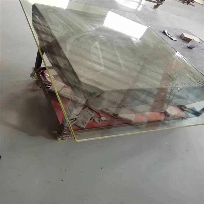 琼中铅玻璃
